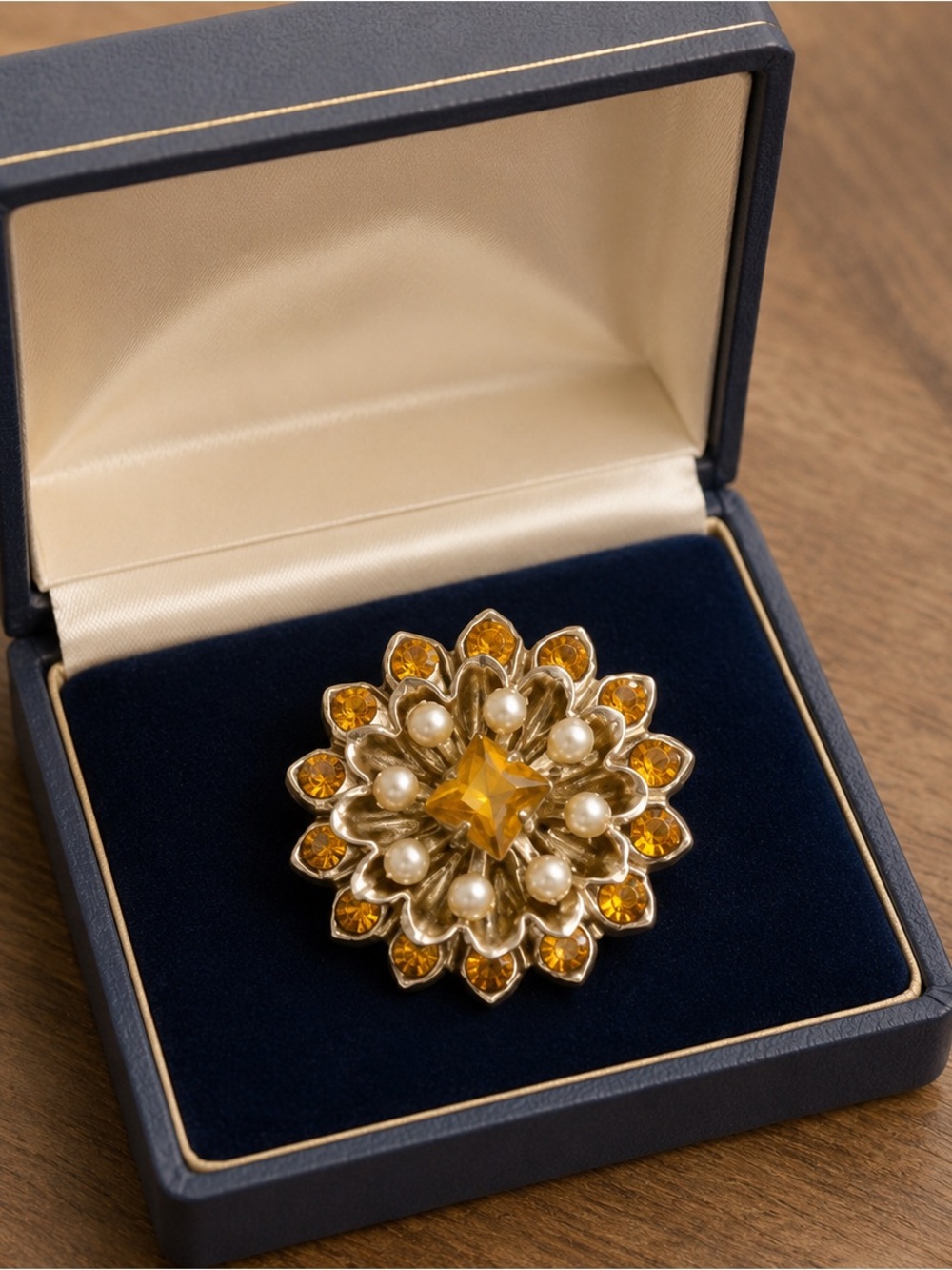 Vintage Coro Signed Gold-Tone Floral Yellow Crystal Cluster Brooch - Women's